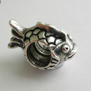 Pandora Happy Fish Charm